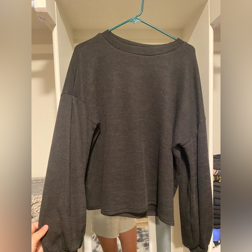 Bubble sleeve sweater